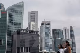 Escasez de fuerza laboral obstaculiza operación de empresas en Singapur