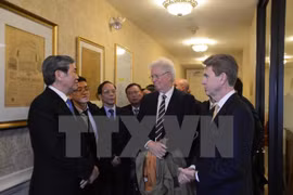 Miembro del Buró Político del PCV concluye visita a EE.UU.