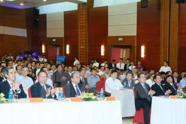 Premier vietnamita urge a la provincia de Hoa Binh priorizar agricultura orgánica
