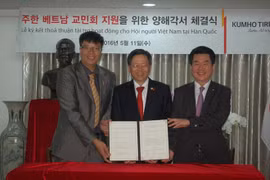 Kumho Tire extiende financiación para actividades de vietnamitas en Sudcorea