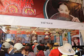 Stand vietnamita sobresale en Feria Culturas Amigas en México