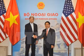 Cancilleres de Vietnam y EE.UU. satisfechos con logros de reuniones bilaterales