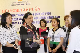 Reafirman en Vietnam apoyo estatal a alumnos de etnias minoritarias