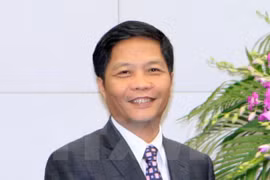Perfeccionar instituciones: clave para sector de comercio, dijo ministro vietnamita