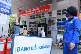 Vietnam aumenta precio de gasolina