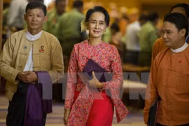 Myanmar prohíbe a miembros de gabinete nombrar a familiares como asistentes 