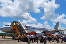 Aerolínea de bajo costo Jetstar Pacific ofrece rebajas de precios