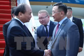 Premier vietnamita llega a Mongolia
