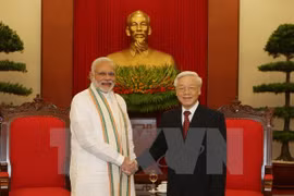 Máximo dirigente partidista de Vietnam recibe al premier indio
