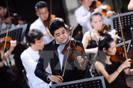 Disfrutan de la música de Bach en Ciudad Ho Chi Minh