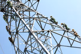 Gran inversión para transmisión de electricidad en Vietnam