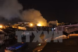 Incendio en mercado de vietnamitas en Laos