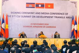 Premier vietnamita intervino en Cumbre de Triángulo de Desarrollo CLV