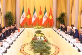 Presidente de Vietnam sostiene conversaciones con su homólogo iraní