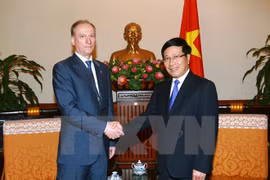 Vietnam y Rusia realzan papel de leyes globales en solución de problemas regionales