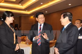 Concluye premier laosiano visita oficial a Vietnam
