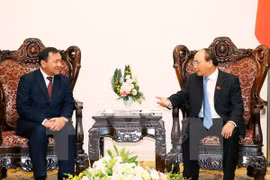 Recibe premier vietnamita a embajador saliente camboyano