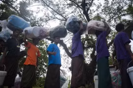 Tribunal tailandés condena a 35 años de prisión a traficante de rohingyas