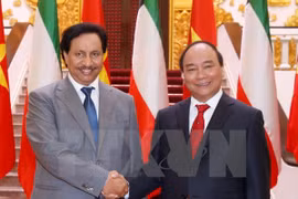 Premier vietnamita afirma importancia al impulso de nexos con Kuwait