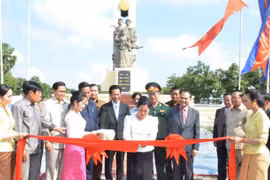 Reinauguran monumento de combatientes revolucionarios vietnamitas en Phnom Penh