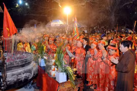 Fiestas ceremoniales en honor de dinastía Tran