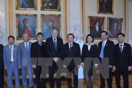 Vietnam sugiere continua ayuda al desarrollo de Noruega