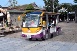 Experimentan en Vietnam vehículos eléctricos para promover turismo