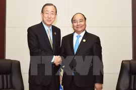 Primer ministro de Vietnam se reúne con Ban Ki-moon y Malcolm Turnbull