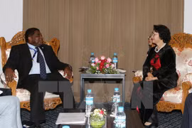 Presidenta de Parlamento de Vietnam recibe a secretario general de UIP