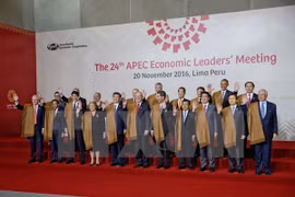 Líderes de APEC prometen a luchar contra proteccionismo