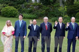 Premier vietnamita se reúne con líderes mundiales en Cumbre ampliada de G7