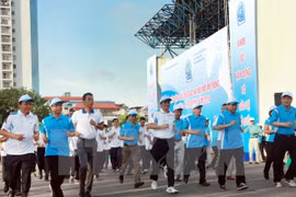 Lanzan la carrera “Por la paz” en Hanoi