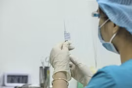 Vietnam inicia ensayo clínico de la vacuna ARCT-154 contra el COVID-19