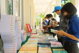 Elevan conciencia de estudiantes vietnamitas sobre mares e islas nacionales