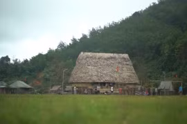 Salvaguardan palafitos tradicionales de minoría étnica de Co Tu