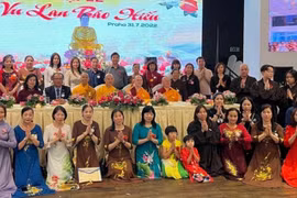 Vietnamitas en República Checa celebran fiesta de Vu Lan