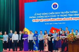 Lanzan en Vietnam nueva campaña mediática contra pandemia de COVID-19