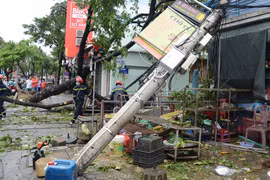 Tifón Noru provoca cuantiosos daños en localidades centrovietnamitas