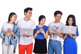 Jóvenes vietnamitas y la transformación digital en la Cuarta Revolución Industrial 