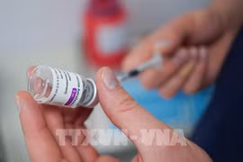 Distribuyen en Vietnam segundo lote de vacunas contra el COVID-19