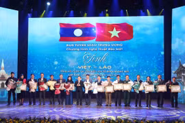 Concurso honra historia de nexos especiales Vietnam-Laos