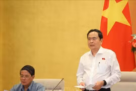 El presidente de la Asamblea Nacional, Tran Thanh Man, preside la reunión. (Foto: VNA)