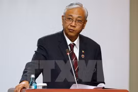 Presidente de Myanmar llama a reformar la Constitución 