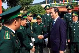 Presidente vietnamita felicita a pobladores de Kon Tum en ocasión del Tet