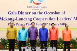 Cumbre de Cooperación Mekong-Lancang emite Declaración de Phnom Penh