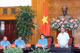 Premier vietnamita insta a sindicatos a prestar mayor atención a los trabajadores