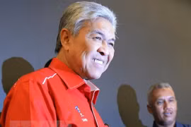 Comisión anticorrupción de Malasia arresta a exviceprimer ministro 