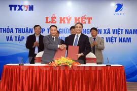 Agencia Vietnamita de Noticias y Grupo de Correos y Telecomunicaciones fomentan cooperación en labor informativa