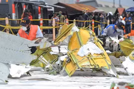 Indonesia concluye búsqueda de pasajeros del avión accidentado de Lion Air