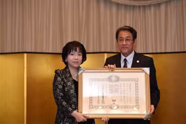 Japón concede Orden del Sol Naciente a investigadora vietnamita